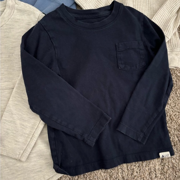 Boys long sleeve bundle - Picture 6 of 6